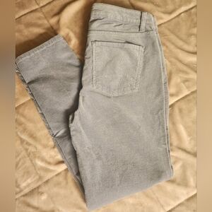 Women’s Ankle Slim Straight Leg Pants in Light Gray Size 6